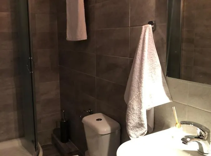 아파트 Central Apartment *