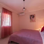 Central Apartment *