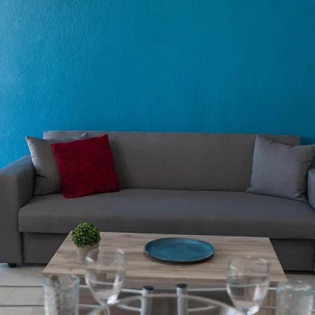 Апартаменты Central Apartment *