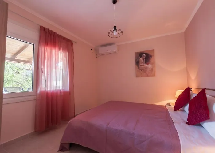 Central Apartment *