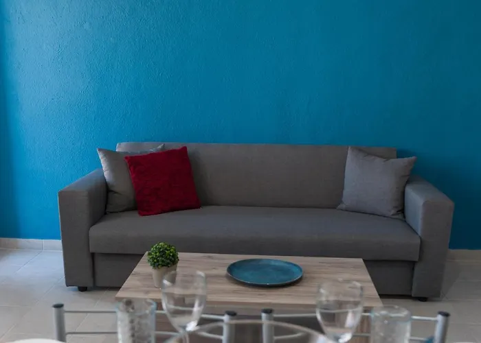 Апартаменты Central Apartment *